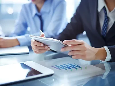 Вас безпечно бачити в світловідбиваючому одязі