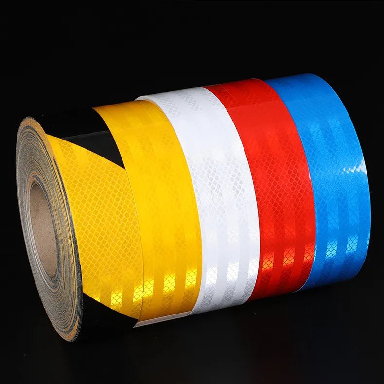 Водонепроникні наклейки Hi-Vis