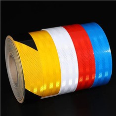 Водонепроникні наклейки Hi-Vis