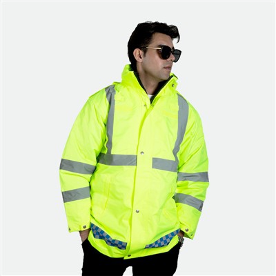 Які вимоги до виготовлення світловідбиваючого костюма ДАІ?