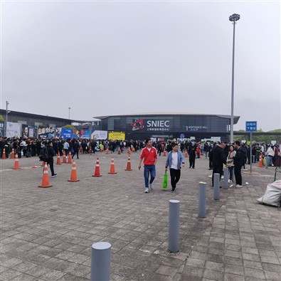 Методи догляду за швидковисихаючими світловідбиваючими футболками